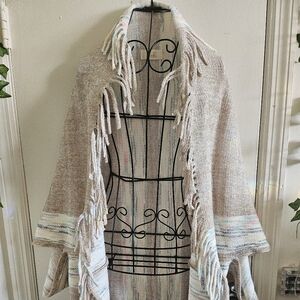 Riah Fashion Fringed Beige and Cream Women's Poncho
